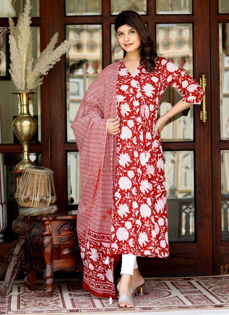 Miravan Red Floral Printed Anarkali Kurta & Dupatta for Women - Image 4
